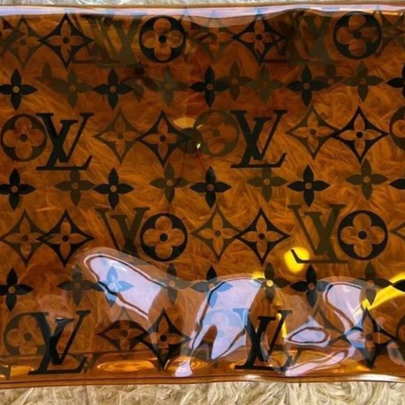 AUTHENTIC LOUIS VUITTON CLEAR MONOGRAM POUCH EMBOSSED - Picture 2 of 12